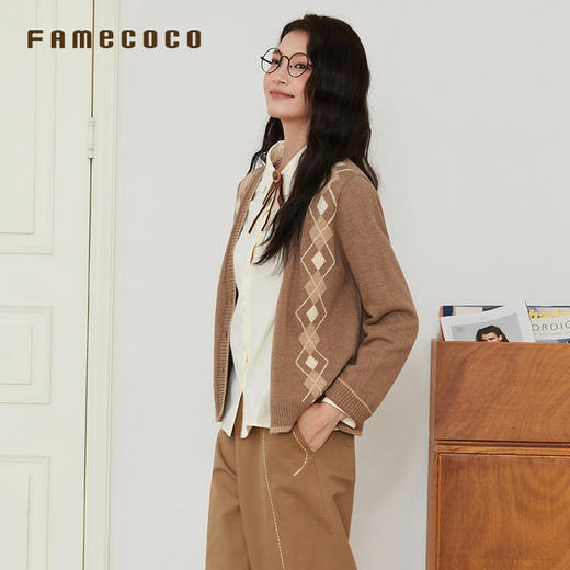 Famecoco范可儿开针织开衫复古羊毛V字领刺绣外穿FAB6DE020 商品图1