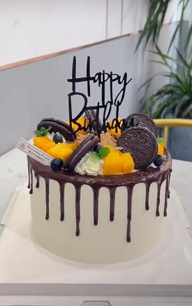 巧克力淋面水果蛋糕1