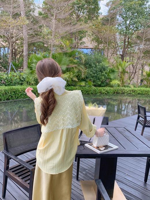 张心子【流光美学】春夏防晒通勤风气质蕾丝披肩衬衣两件套套装 U2502035 商品图4