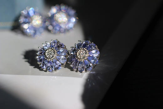 2025新款天然川料冰底樱桃红方形耳钉s925银蛋面樱桃红耳钉南红耳饰！ 商品图11