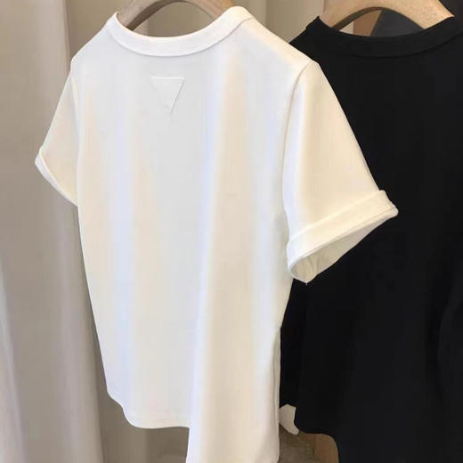 丁摩 质感绝了！强烈推，春夏刚需款~极简品质后倒三角基础宽松短袖T恤5ZF-22404 商品图3