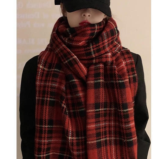 【积分兑换】复古红色围巾新款彩虹围巾女秋冬韩版外搭软糯网红保暖围脖长款围巾馨帮帮格子 商品图0