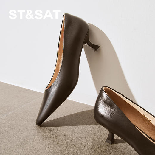 星期六经典简约素面尖头低跟鞋SSD1111203 商品图0