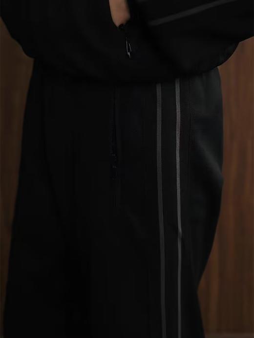 SUPERTOFU(SPTF) /YG-AW24-P073/珠地面料 刺绣LOGO 条纹织带 针织运动长裤 商品图1