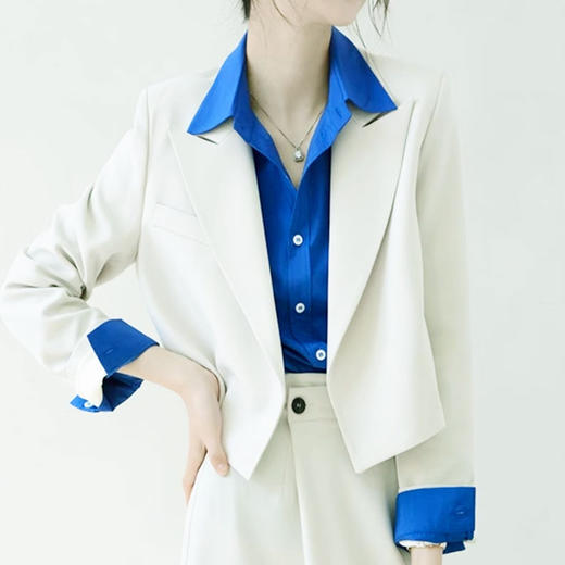 BASICLIVE克莱因蓝衬衫 | 
 时尚名模都爱的单品，被种草N次，艺术高级色 商品图1