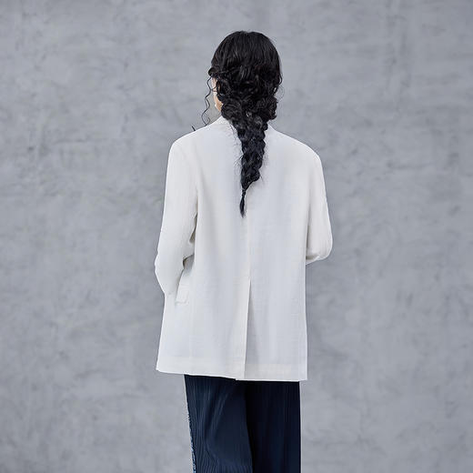 【林栖设计小店】亚麻小西装时尚简约百搭宽松显瘦2025春夏新品外套上衣女1952034 商品图6