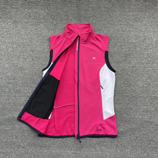 正品林德伯格女款高尔夫马甲，修身款弹性大。
只有深蓝色XS码，玫红色L码XL码各一件。
xs码胸围78，L码胸围94，XL胸围98 商品图4