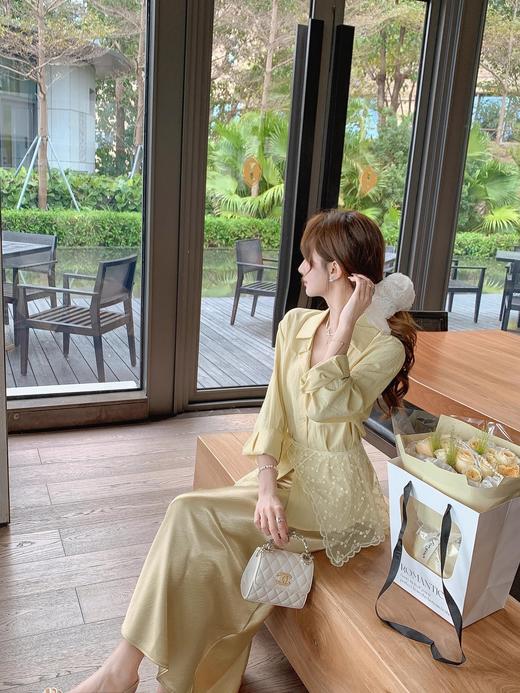 张心子【流光美学】春夏防晒通勤风气质蕾丝披肩衬衣两件套套装 U2502035 商品图5