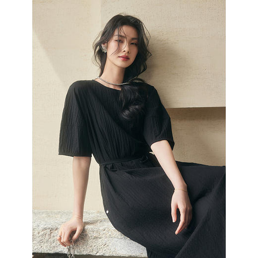 初棉泡泡皱肌理连衣裙 商品图3