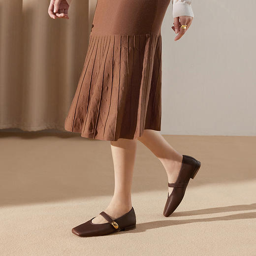 千百度复古擦色羊皮玛丽珍鞋女低跟浅口晚晚通勤单鞋A25185105 商品图4