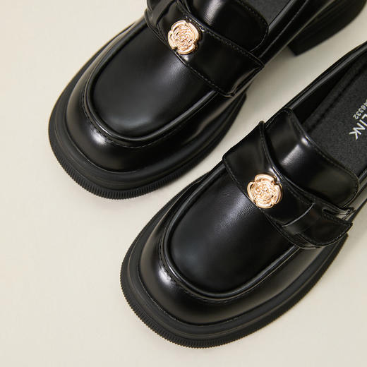 西遇山茶花乐福鞋女新款复古英伦金币单鞋增高厚底小皮鞋D0346332 商品图5