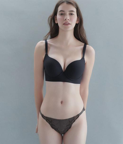 【挺拔防下垂】官网599！无痕提拉聚拢无钢圈文胸  全罩杯大胸显小内衣女薄款文胸罩 商品图5