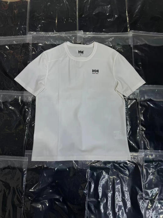 正品海丽汉森 春夏 速干联名T恤

S M L XL XXL 保真 黑白双色 

速干面料 高透气 高抗汗结构 商品图3