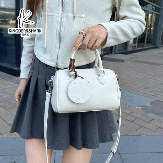经典鲨2025年简约百搭通勤单肩斜挎手提包女KGB53-5197021 商品图2