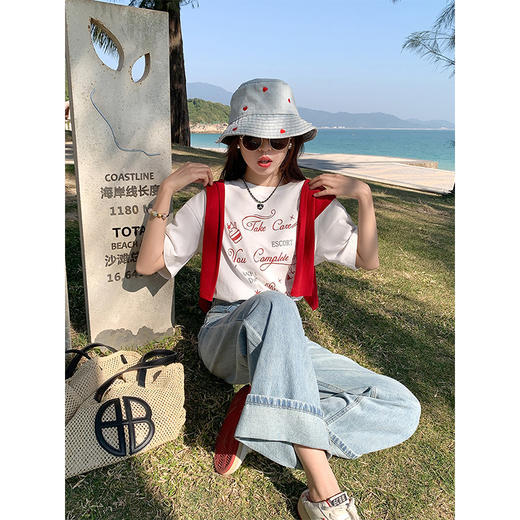 <曾小咸推荐>字母印花宽松显瘦圆领短袖T恤 商品图2