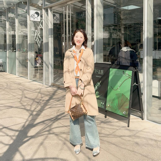 火桐hooton Timeless Elegance 中高腰微喇牛仔裤9025/8677 商品图4