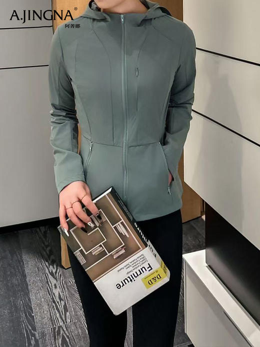 【轻薄舒适】阿菁娜lu系户外运动外套F30C207019 商品图2