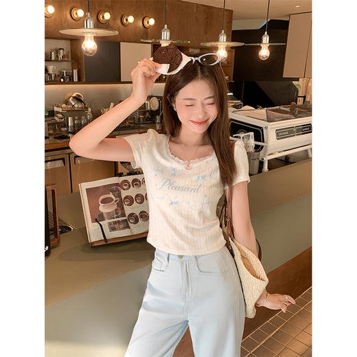 <曾小咸推荐>字母印花圆领蕾丝边短袖T恤 商品图2