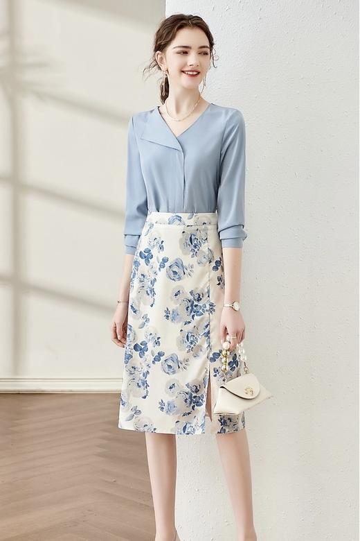 GCCG 百搭宽松衬衫印花开叉半裙两件套装 15724 商品图1