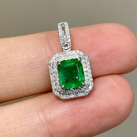 1ct刻面祖母绿吊坠 商品图1