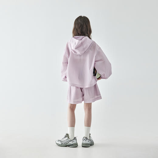 棵初25年新款童装春夏户外轻量化套装轻盈连帽防晒外套松紧腰短裤 商品图3