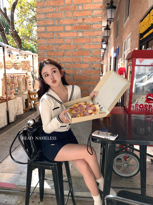 Read Nameless /海军风羊毛金扣上衣+藏青色韩版裙裤 2025/2/27 商品图7