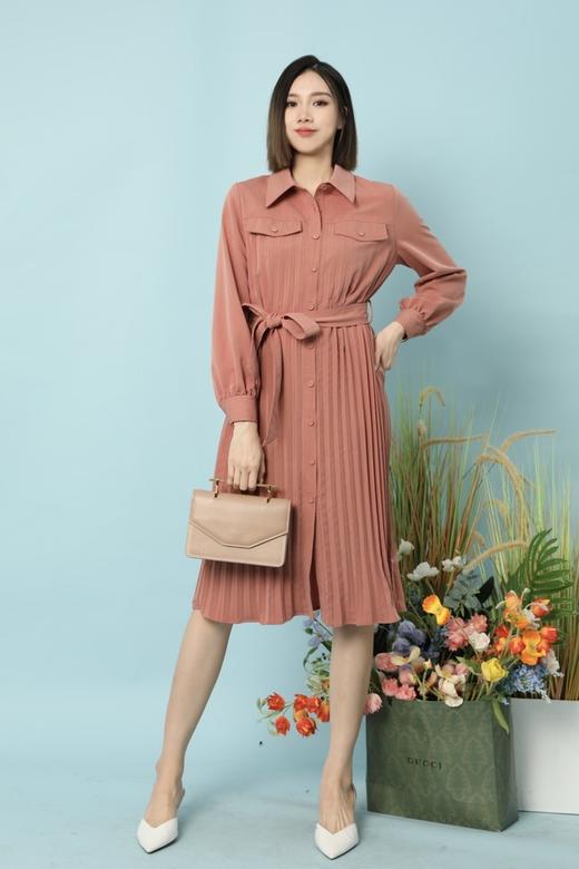 Le Malene 简约翻领口袋收腰百褶连衣裙 15792 商品图2