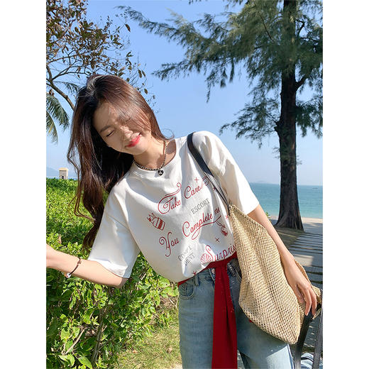 <曾小咸推荐>字母印花宽松显瘦圆领短袖T恤 商品图1