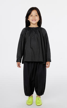 jnby   25年春款  七分裤  1P2E12150