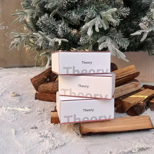 原单正品Theory醋酸真丝混纺发箍女款皱褶头箍高颅顶发卡百搭，成份：10%真丝  90%醋酸纤维
三个色，原价69欧
拆盒无质量问题不退换 商品图0