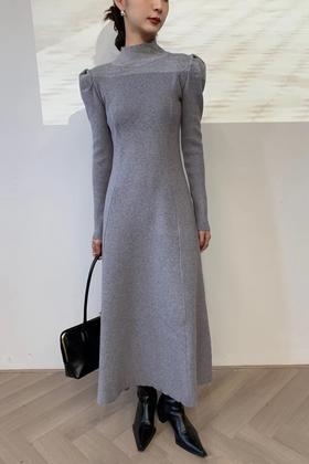 L.Fleuri 韩系简约收腰高领针织连衣裙 17641
