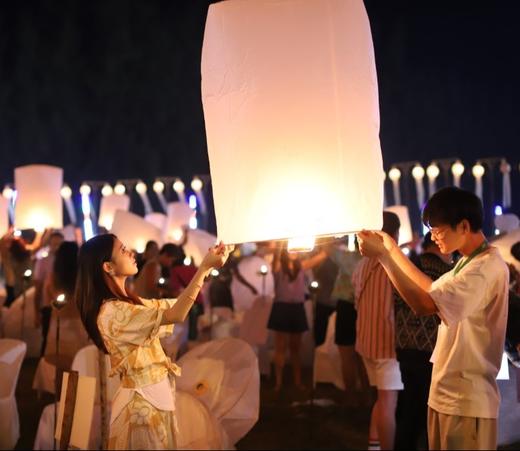 Chill玩泰国！Yee Peng Lanna 清迈梅州大学天灯节2025预售早鸟78折【万人水灯节祈福】 商品图1