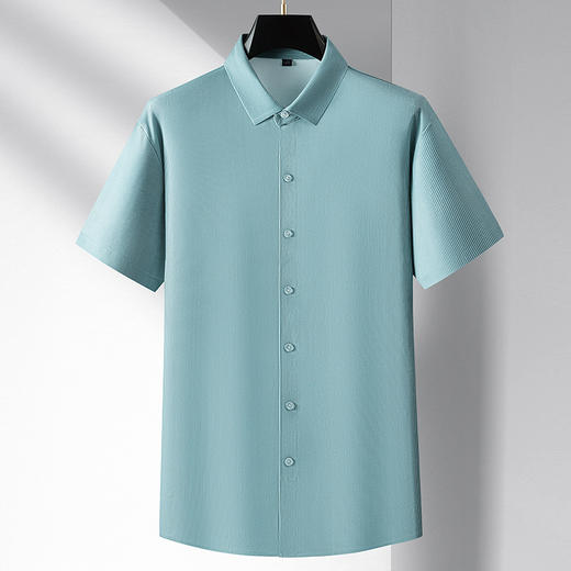 【超大码】【DM】大依优型大码短袖衬衫加肥特大号休闲半袖衬衣男士夏季新款无痕打底衫衬衫上衣 商品图0