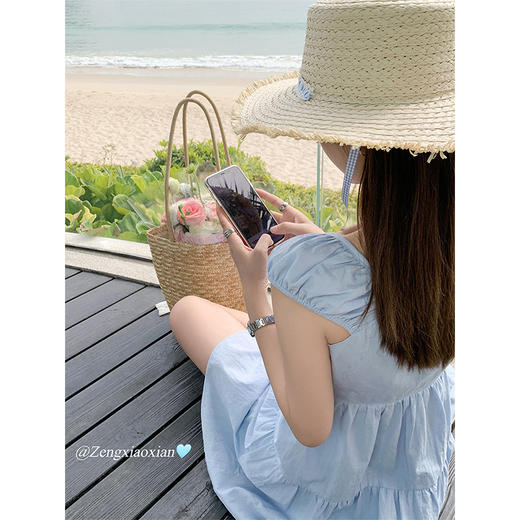 【169元任选2件】最后一波现货！系带V领连衣裙 商品图3