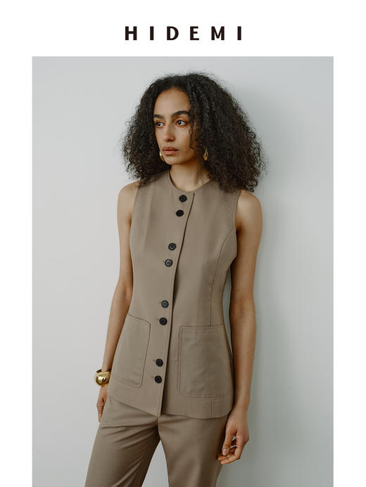 HIDEMI 自然甄选羊毛醋酸进口纱线极简西装马夹长裤三件套套装 商品图6