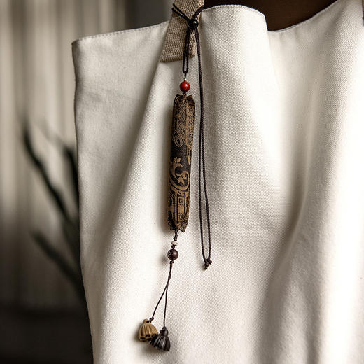 香云纱艾草香囊（5款可选） 传统挂饰端午香囊真丝+艾草非遗工艺手作车挂车饰礼盒装 商品图0