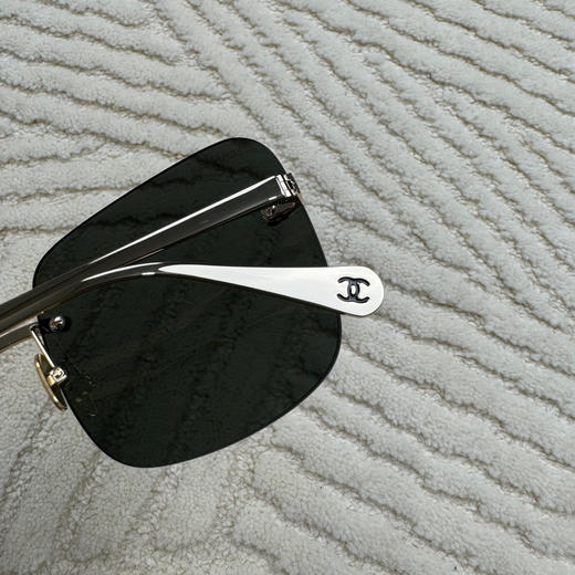 渠道货钛合金香奈儿方形太阳镜 商品图8