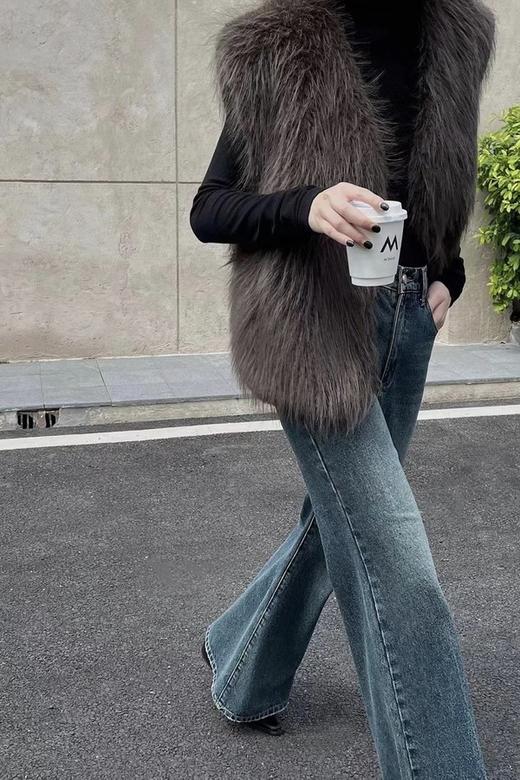 LNNNS 毛绒保暖马甲外套 17749 商品图0