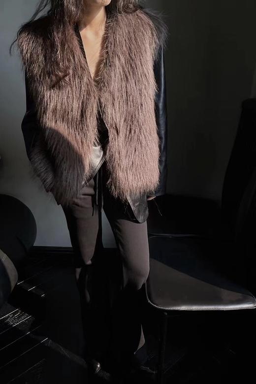 LNNNS 毛绒保暖马甲外套 17749 商品图1