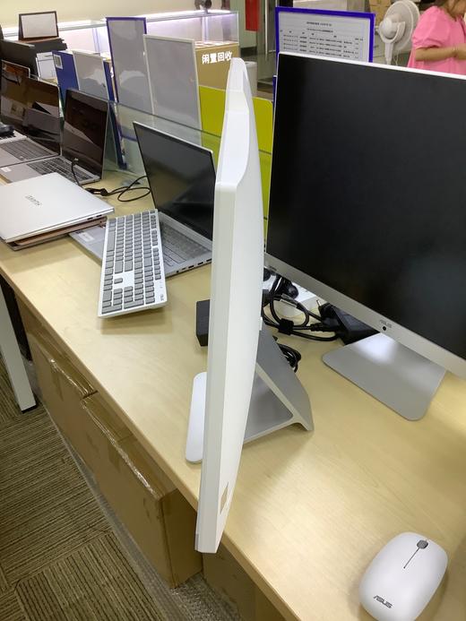 编号HS1235-华硕一体机官方样机处理，完美准新机成色，i5-1235U-六核处理器/16G内存/512G固态/23.8寸显示屏/华硕原装无线键盘鼠标，超高性价比，特价仅需2999元/台！ 商品图2