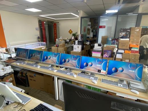 编号HS1235-华硕一体机官方样机处理，完美准新机成色，i5-1235U-六核处理器/16G内存/512G固态/23.8寸显示屏/华硕原装无线键盘鼠标，超高性价比，特价仅需2999元/台！ 商品图3