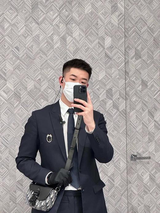 迪奥米色和黑色Obique印花面料和黑色粒面牛皮革搭配翻盖男士马鞍斜跨包（HH） 商品图8