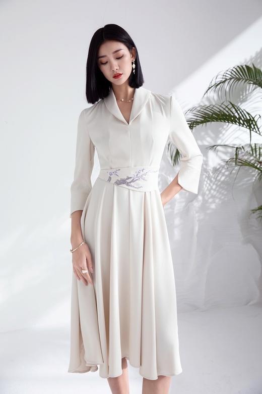 Le Malene 国风刺绣小翻领收腰大A摆连衣裙 15782 商品图5