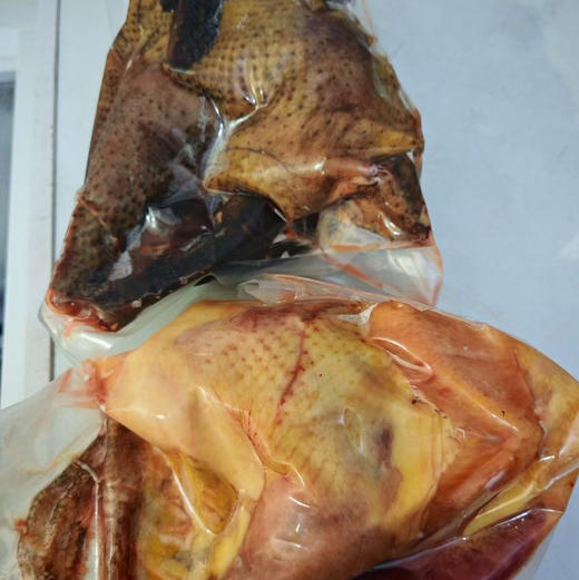 【大理深山散养土鸡】农户自家母鸡孵小鸡老品种散养飞鸡 呼吸新鲜空气 喝山泉水 吃纯玉米菜叶等农家杂粮生长一年以上/脂肪少肉质紧实 没有抗生素牲畜药 大人小孩放心吃的土鸡/顺丰空运包邮 商品图8