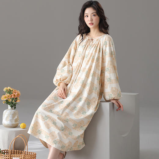 红腾 马卡龙印花家居服系列 优雅女士长袖睡裙 舒适柔软 设计长裙款 商品图6