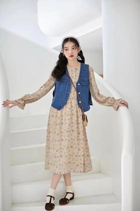 L.Fleuri 马甲碎花连衣裙套装 15911