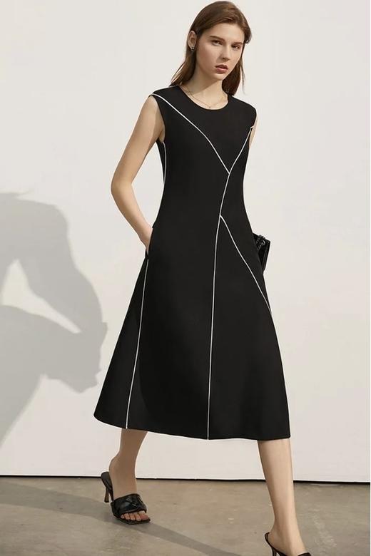 AMII/艾米 极简通勤简约线条连衣裙 15749 商品图3