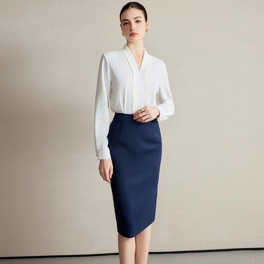 IWY/白色衬衫女高级感减龄洋气衬衣职业装套装新款公务员工作服B502+S2223 商品图0