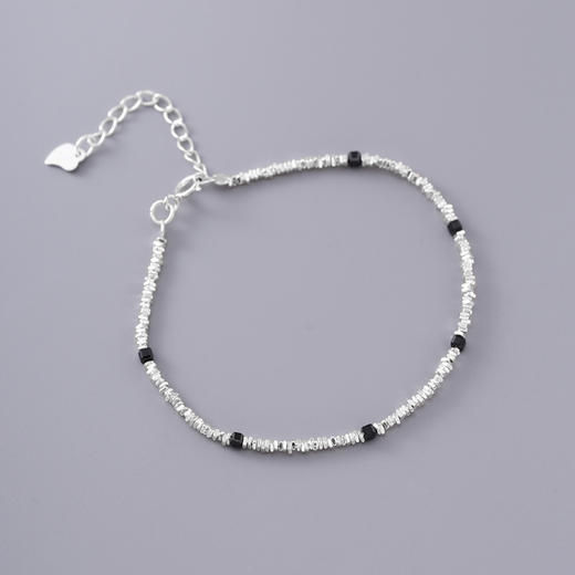 925纯银黑玛瑙碎银子手链 商品图1