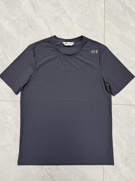 正品HELLY HANSEN/HH 25夏新男日常休闲运动防晒速干凉感弹力短袖T恤
三个色。尺码 S-XXL
H2ESSENTIAL
畅行旷野 纵览逸夏
日常运动T恤 商品图4